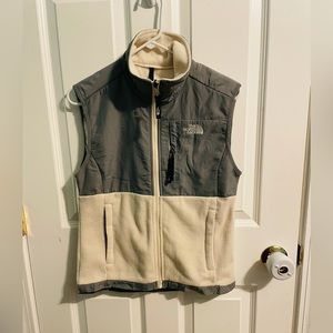 Northface Gray and Ivory Polar-tech Fleece Windbreaker Vest
